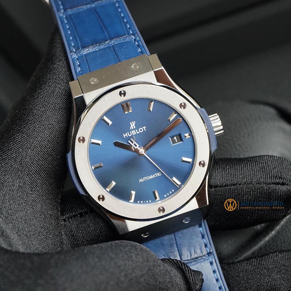 HUBLOT CLASSIC FUSION 42 MM 542.NX.7170.LR Titanium - Blue