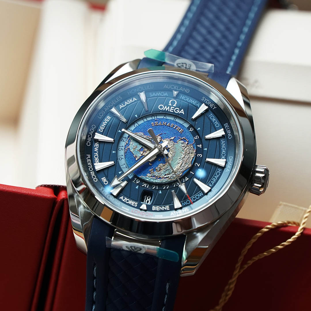 Omega SeaMaster Aqua Terra 150M Co‑Axial Master Chronomer GMT WorldTimer 43 MM 220.12.43.22.03.001 bộ lịch Thế Giới